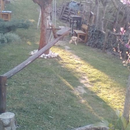 Skriveni Raj Lägenhet Vrdnik Exteriör bild